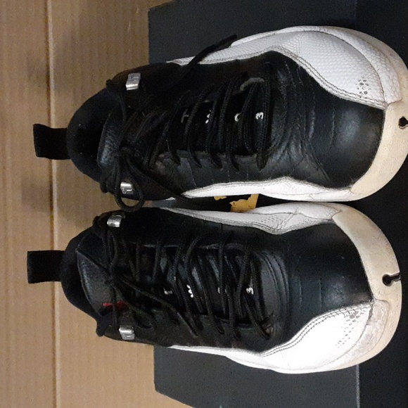 Air Jordan 12 Retro Low Playoff sneakers - Picture 2 of 16